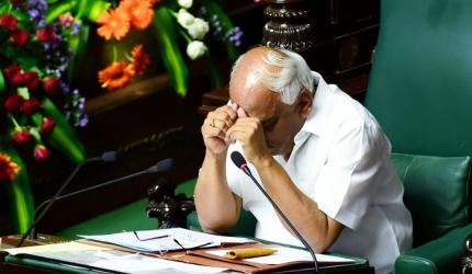 K'taka trust vote: Ruling MLAs absent, Speaker furious