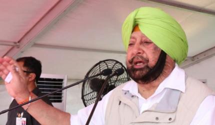 Amarinder, Sidhus spar over ticket claim ahead of poll