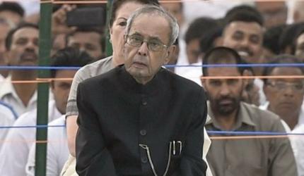 Pranab concerned over reports of EVM tampering