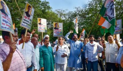 Rahul resigning: Cong workers gather outside his home