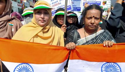 Anti-CAA protesters march to Tamil Nadu Secretariat