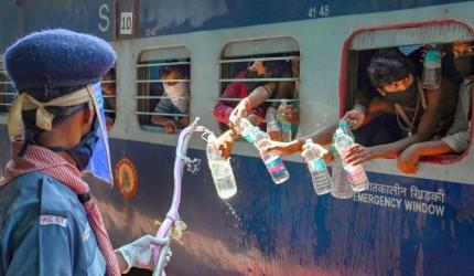 Centre issues SOP for train travel of migrants