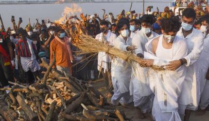 Last rites of Ram Vilas Paswan performed in Patna