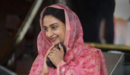 Prez accepts Harsimrat Kaur Badal's resignation