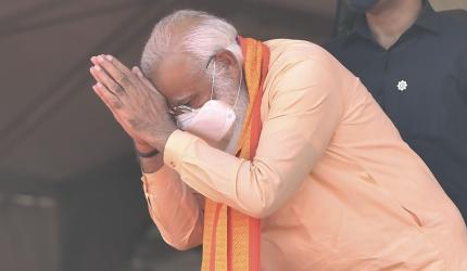 Modi taunts TMC over 'aversion to chotiwalas'