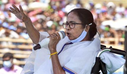 Mamata conducts massive roadshow in Nandigram