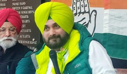 Sidhu obstructing functioning of govt: Punjab AG