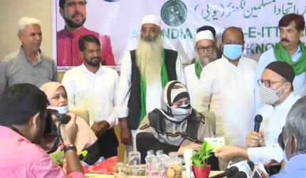 Owaisi inducts Atiq Ahmad into AIMIM, targets BJP