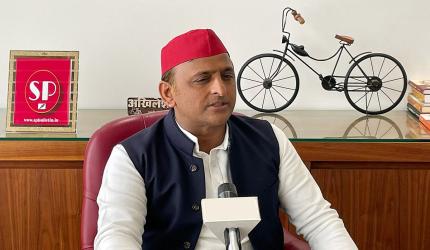 Akhilesh rejects surveys, says SP will win 300 seats