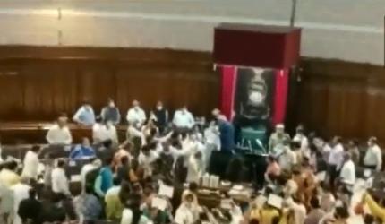 BJP disrupts Dhankhar's speech in Bengal assembly