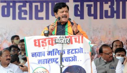 BJP MLC booked in bank scam, din in Maha assembly