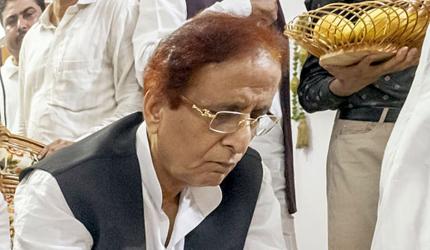 Will Azam Khan loyalists vote for his alternative?