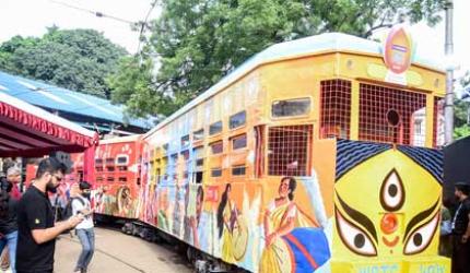 Kolkata Tram Gets Puja Makeover!