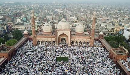 PIX: India celebrates Eid with prayers, feasting