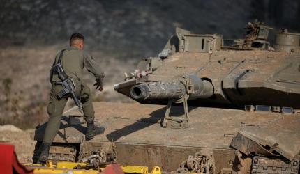 Israel takes control of buffer zone at Syrian border