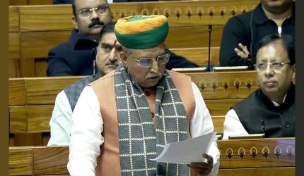 Simultaneous polls bill: 269 in favour, 198 against