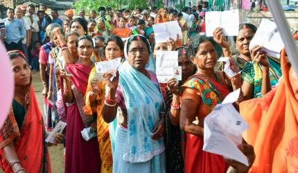 Women voters outnumber men in 2024 LS polls