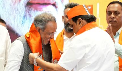 Ex-Gujarat Congress chief Arjun Modhwadia joins BJP