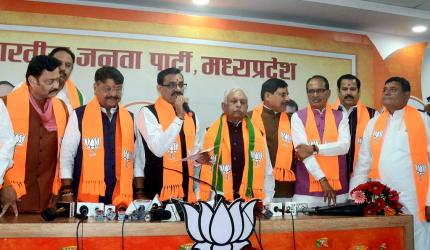 Jolt to Cong as Gandhi family loyalist joins BJP