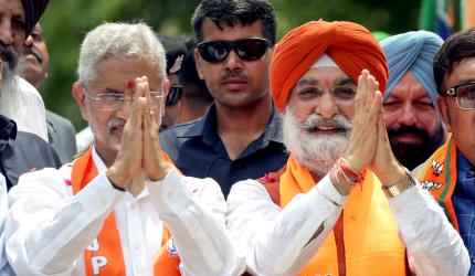 Jaishankar Campaigns For Ex-Colleague