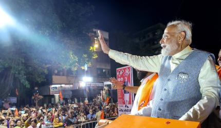 Cong wanted to allocate 15% of budget to Muslims: Modi