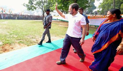 Rahul Gandhi's bag checked by EC officials in Maha 