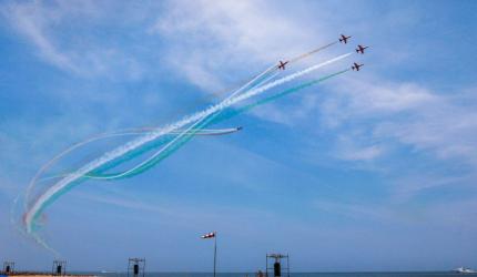 Rafale, Tejas, Sukhoi dazzle crowds at Marina beach