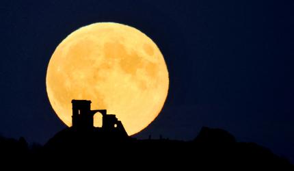 Hunter's Moon Captivates The World