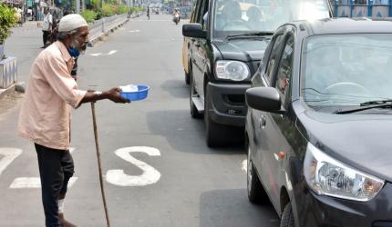 Bhopal to prosecute beggars, those who giver alms