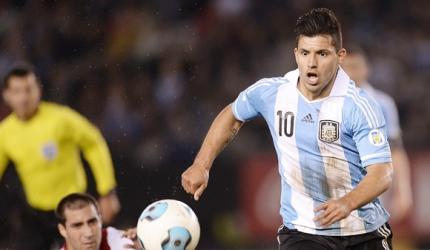 Argentina lose injured Aguero, Pastore for World Cup qualifiers