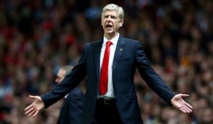 Football Briefs: Wenger urges Arsenal to get morale-boosting Europa League win