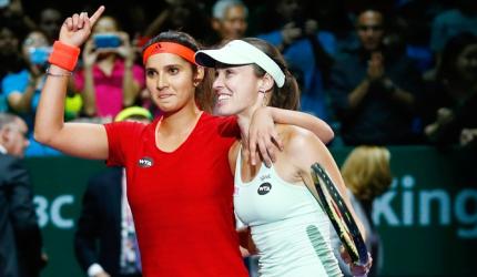 Super Sania-Martina clinch WTA Finals title