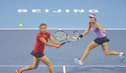 Sania-Hingis advance to China Open semis