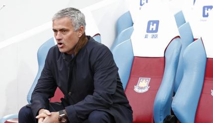 Mourinho banished to stands as 10-man Chelsea lose again