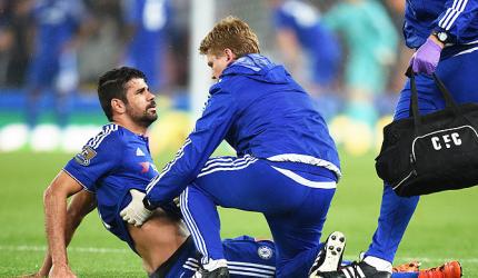 Chelsea's Costa hospitalised following rib injury