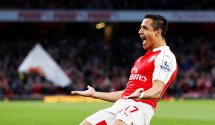 PHOTOS: Arsenal record 500th EPL win and leapfrog City to go third