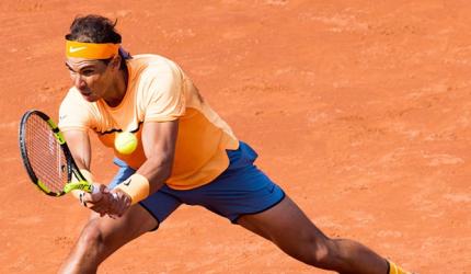 Barcelona Open: Nadal sees off troublesome Fognini