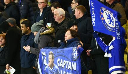 'Disgusting' Chelsea fans throw coins at City players