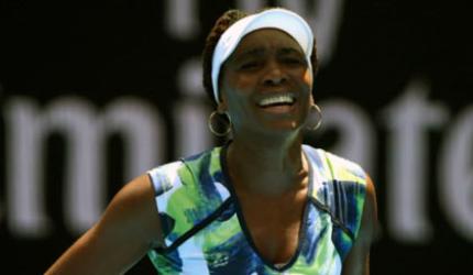 Venus makes early exit, dominant Serena advances