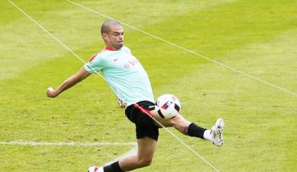 Euro 2016: Portugal defender Pepe doubtful for semi-final