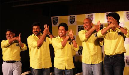 Tendulkar kicks-off plans for a residential football academy in Kerala