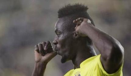 Villarreal defender Bailly signs for Manchester United