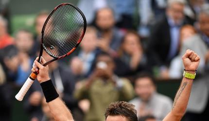 French Open PIX: Wawrinka, Murray reach quarters; Raonic ousted