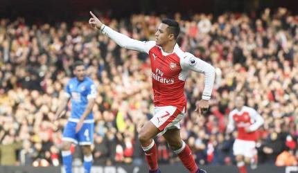 EPL: Sanchez's double helps Arsenal sink brave Bournemouth