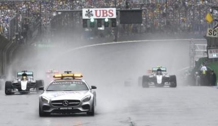 F1: Boos as Brazilian GP is halted twice