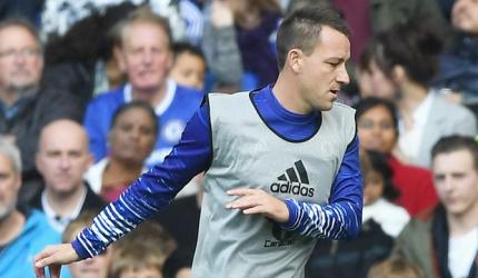 Terry fit for Chelsea's clash with United