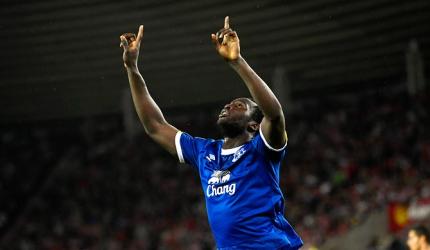 Sports Shorts: United agree 75m pound fee for Everton's Lukaku