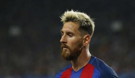 Barcelona must manage Messi's playing time, says Bauza