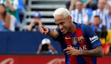 Show-off Neymar won't let up despite criticism