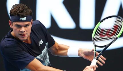 Aus Open: Top surviving seed Raonic storms into last eight